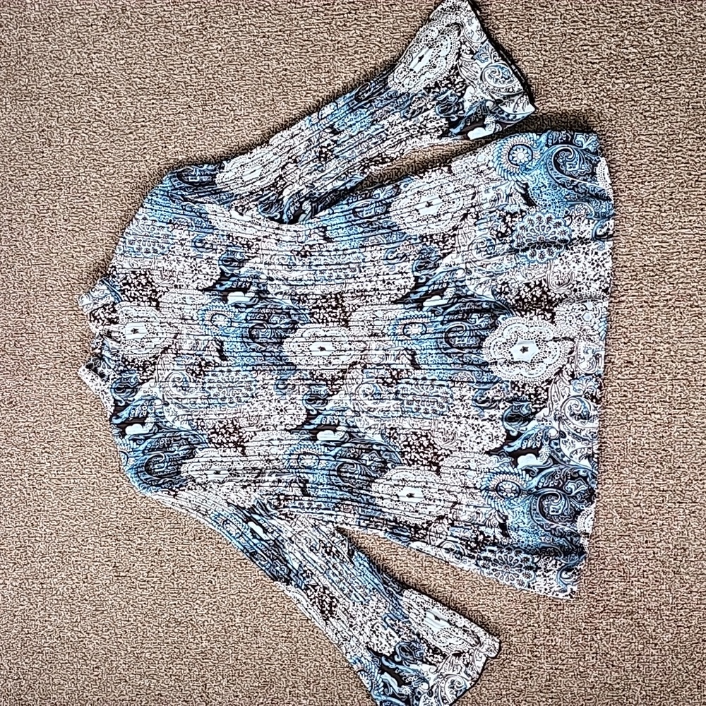 Top - Picture 7 of 13